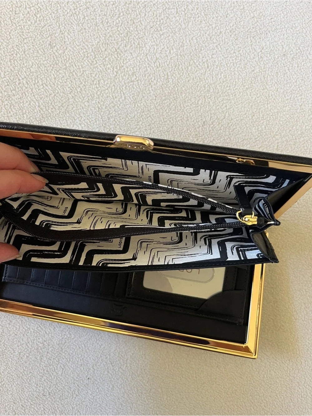 LODIS Black Gold Valley Boulevard Large Ballet Wallet Clutch Stripe Leather Fold